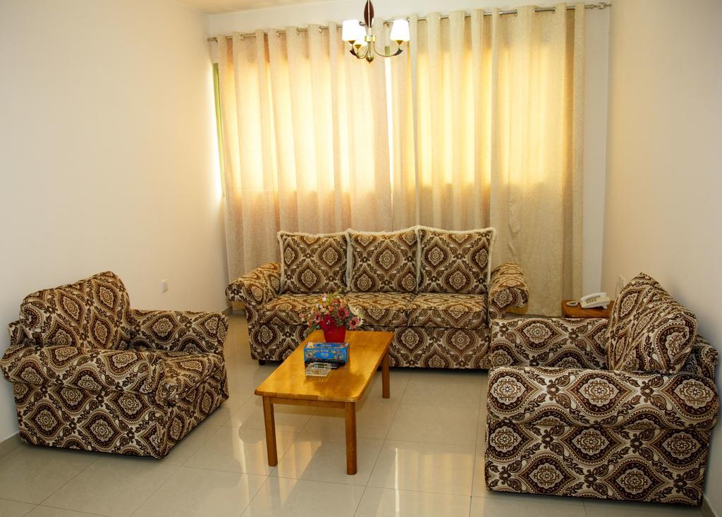 Dar Al Deyafa Hotel Apartment Маскат Экстерьер фото